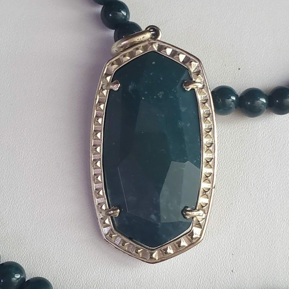 Kendra Scott Marlowe Long Beaded Necklace Dark Green Pale Gold Tone - Picture 3 of 8